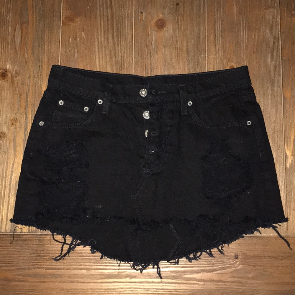 Carmar tipped black jean skirt